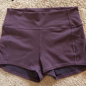Lululemon In Movement Short Everlux 2.5”